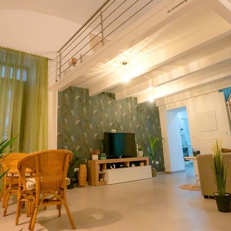 Palazzo Del Vescovo Bed & Breakfast Torre Annunziata Eksteriør bilde