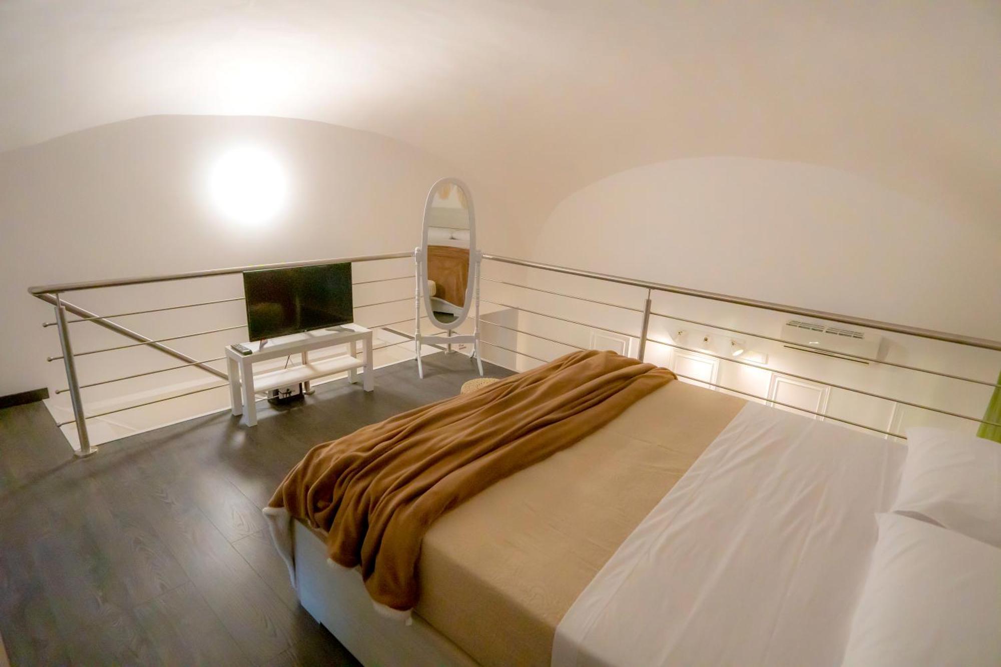 Palazzo Del Vescovo Bed & Breakfast Torre Annunziata Eksteriør bilde
